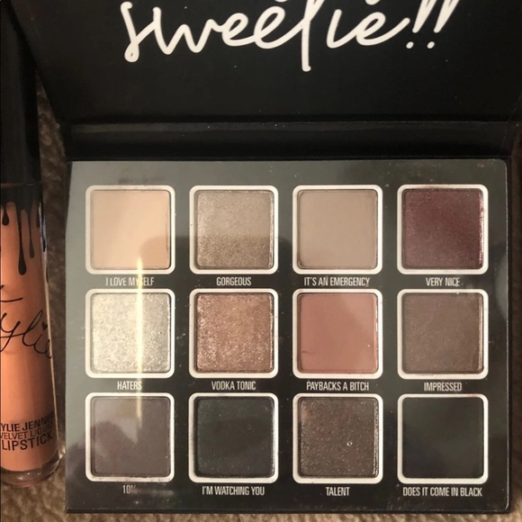 Momager sold highlighter available - Picture 5 of 7